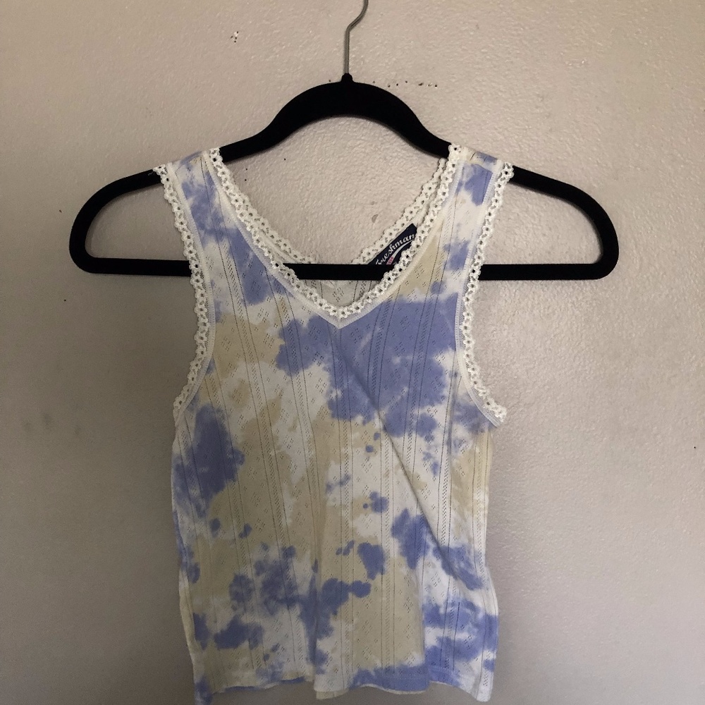 Lacey Tie-Dye V-Neck Tank Top